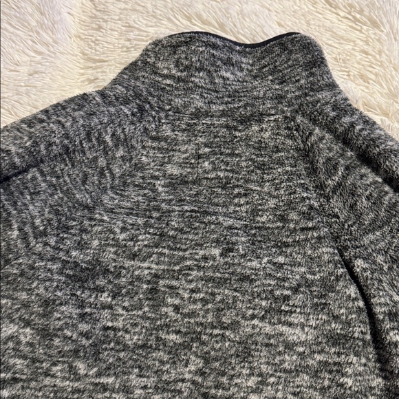 Abercrombie & Fitch Gray & Black Buffalo Plaid 1/2 Zip Sherpa Fleece Pullover L - Picture 10 of 16